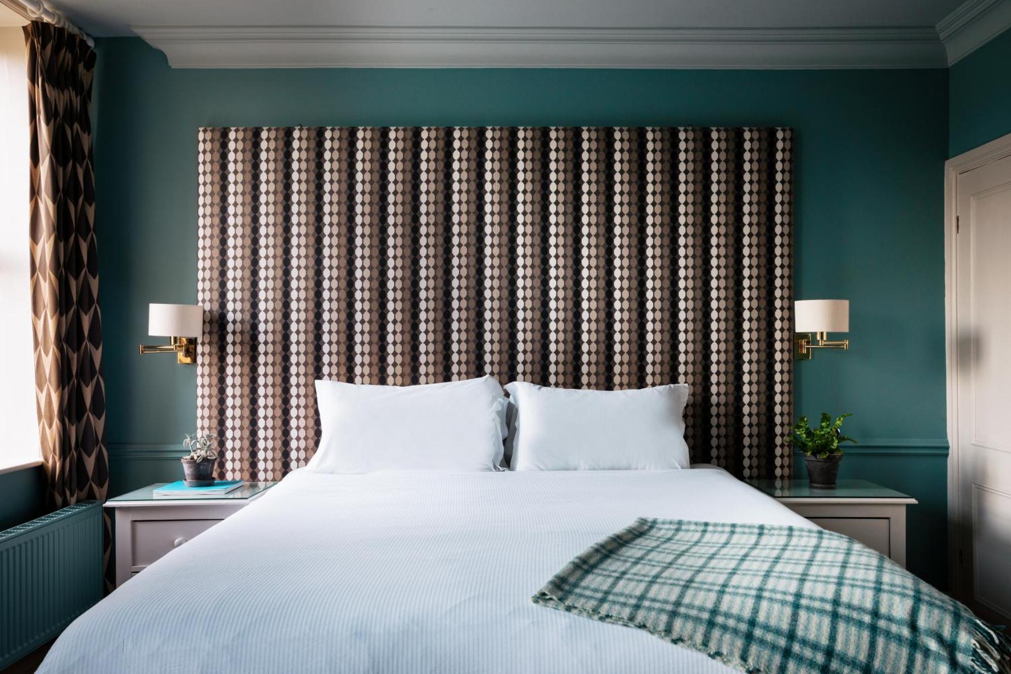 The Fell Hotel Бернсолл Экстерьер фото